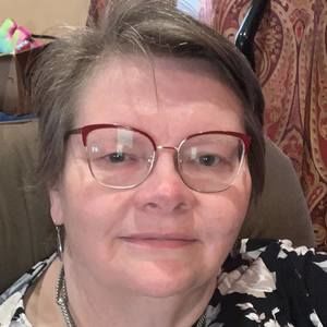 Meet your Posher, Dana